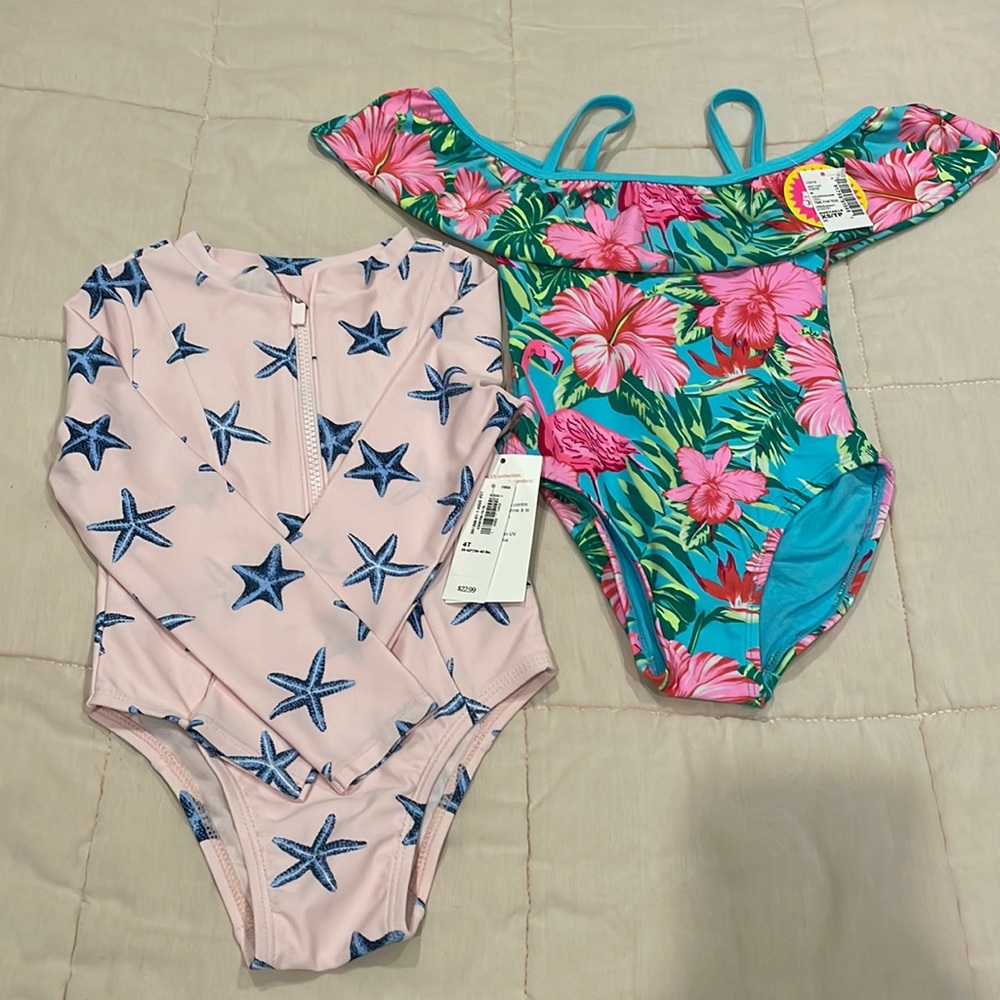 Set of two swim suits